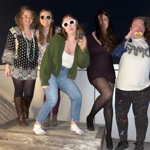 Meet your Posher, Angela